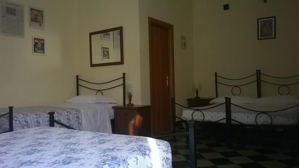Camere Del Re 타르퀴니아 외부 사진